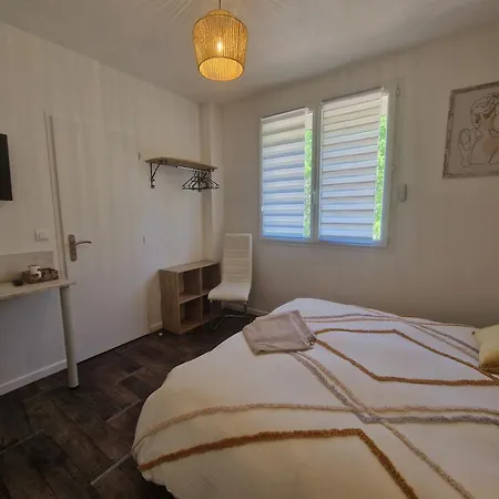 Bed and Breakfast Le Nid Cabailla 3*